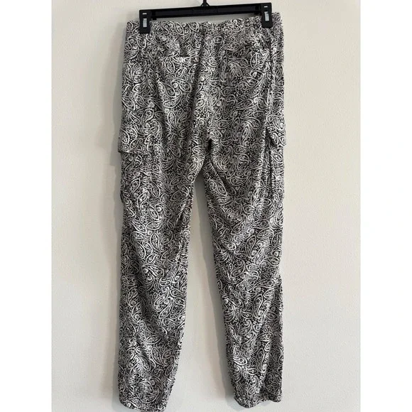 Lauren Ralph Paisley Cargo Joggers Womens 2 Black White Boho Pants Summer Casual - Picture 3 of 4